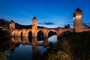 pont fortifié de nuit
