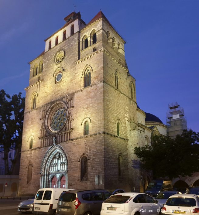 éclairage de la cathédrale de cahors par mapping vidéo permanent
