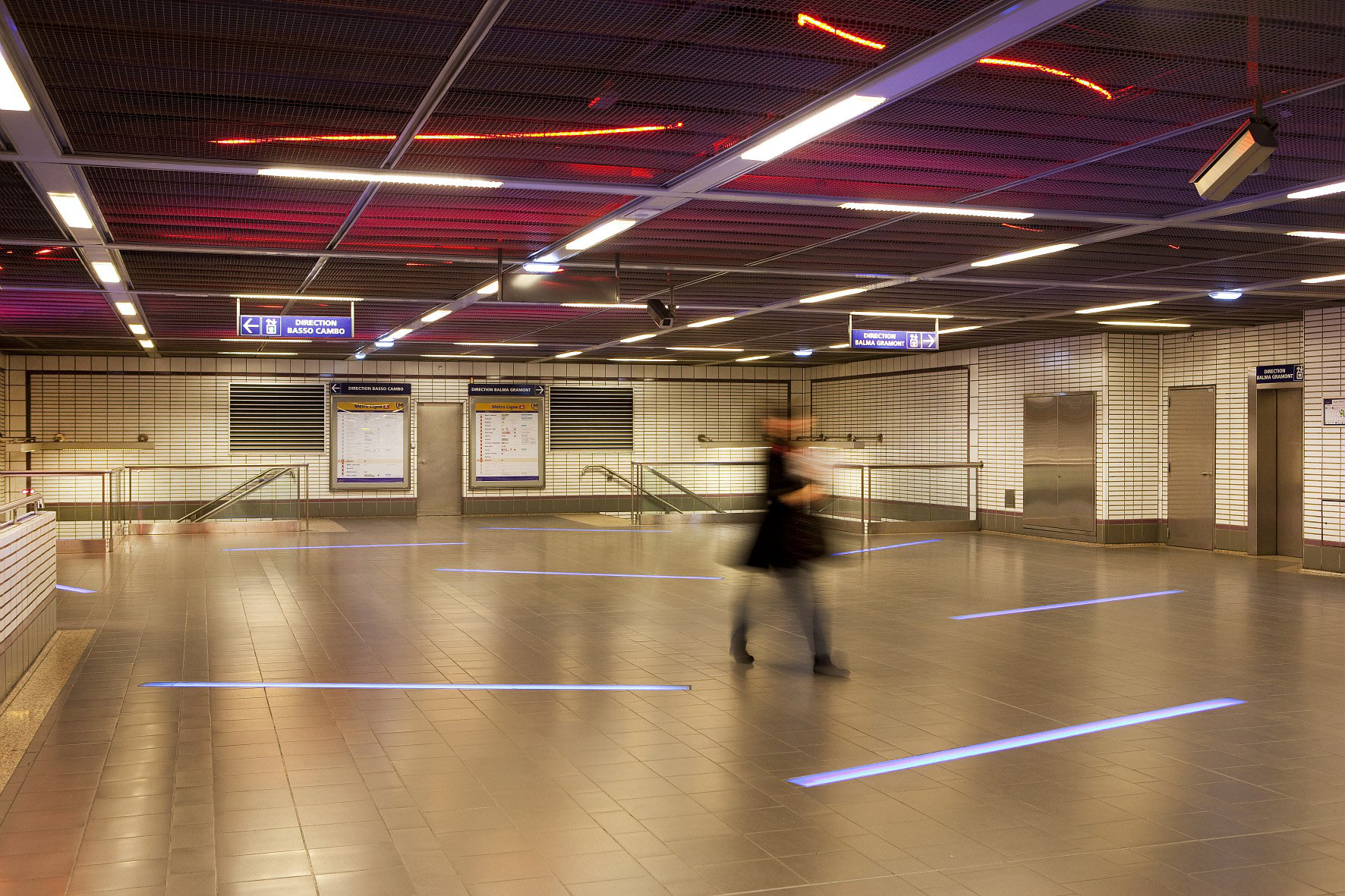 Les 15 œuvres de la ligne A, de Basso-Cambo à Jolimont, ont été mises en place en 1993.