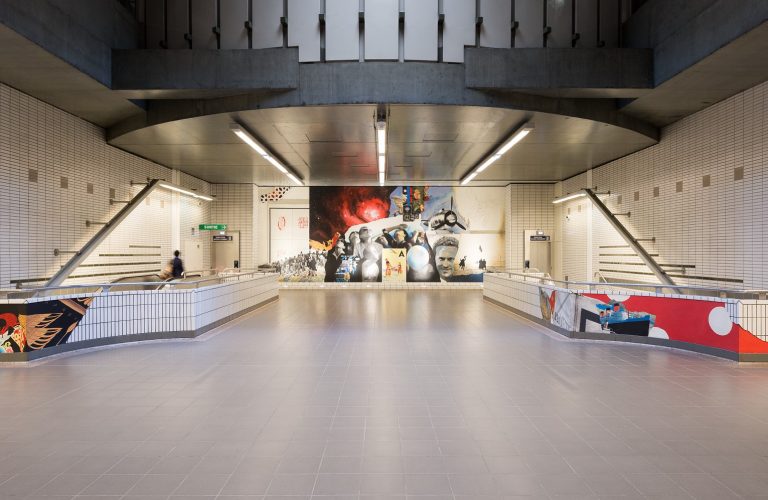 oeuvre d'art à la station Mermoz du métro de toulouse