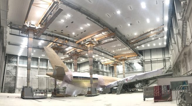 étude d'éclairage d'une cabine de peinture avion