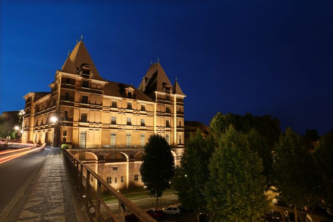 Vue du musée Ingres Bourdelles à Montauban depuis le pont neuf