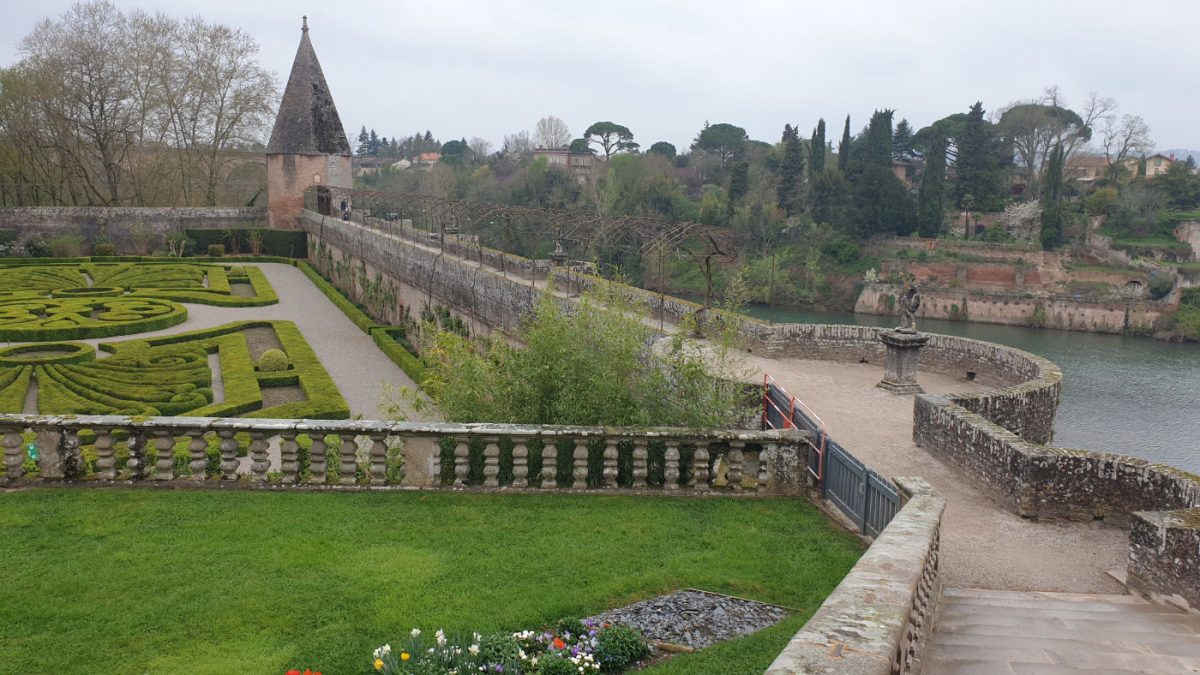 albi berbie chemin de ronde