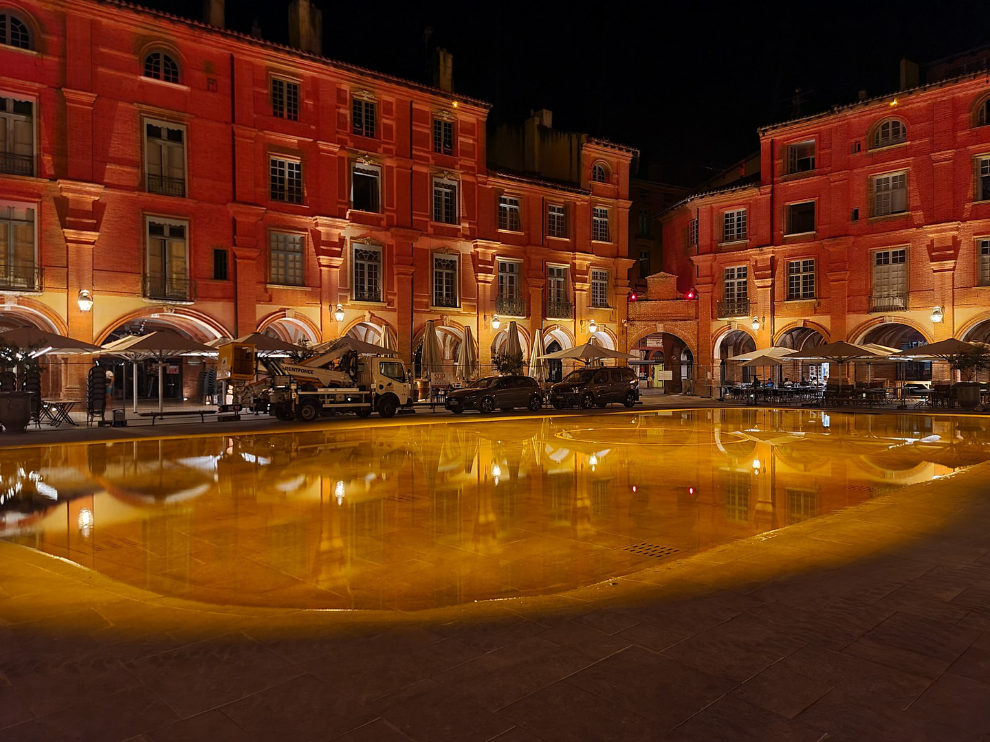 mise en lumière de la place Nationale