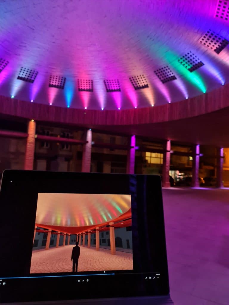 simulation lumière comparée a la réalité sur l'éclairage d'une halle